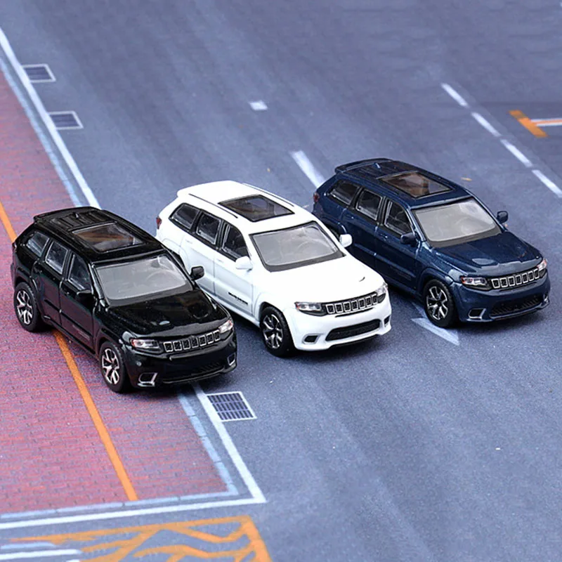 

Diecast Alloy 1:64 Scale Grand Cherokee Trackhawk Car Models Adult Toy Collection Boy Static Display Ornament Gift Souvenir