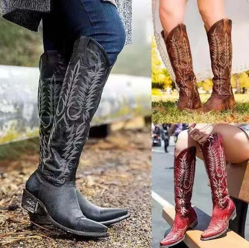 

2022 Customized Embroidered Boots Ladies Large Size Low Square Heel Ladies European and American Style Boots 34-43 Women Shoes