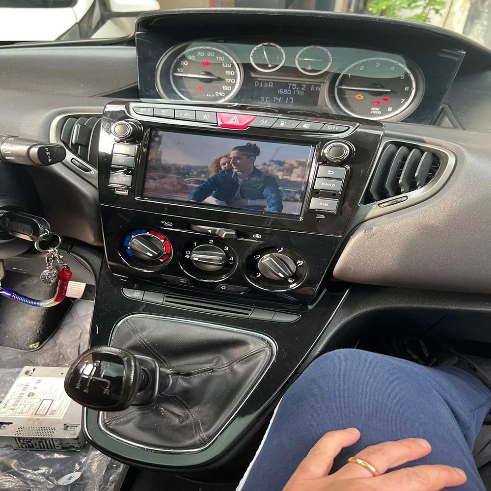 

8'' Android 12 Car Multimedia Android For LANCIA YPSILON 2012 2013 2015 2020 2021to 2050 GPS Navigation Car Autoradio Auto Stere