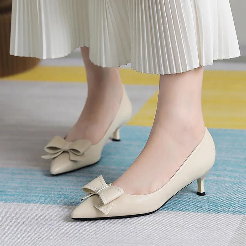 

4cm Fashion New Thin Low Heels Leather Pumps Pointed Toe with Bow Ladies Dress for Black Shoes for Women 41 42 43