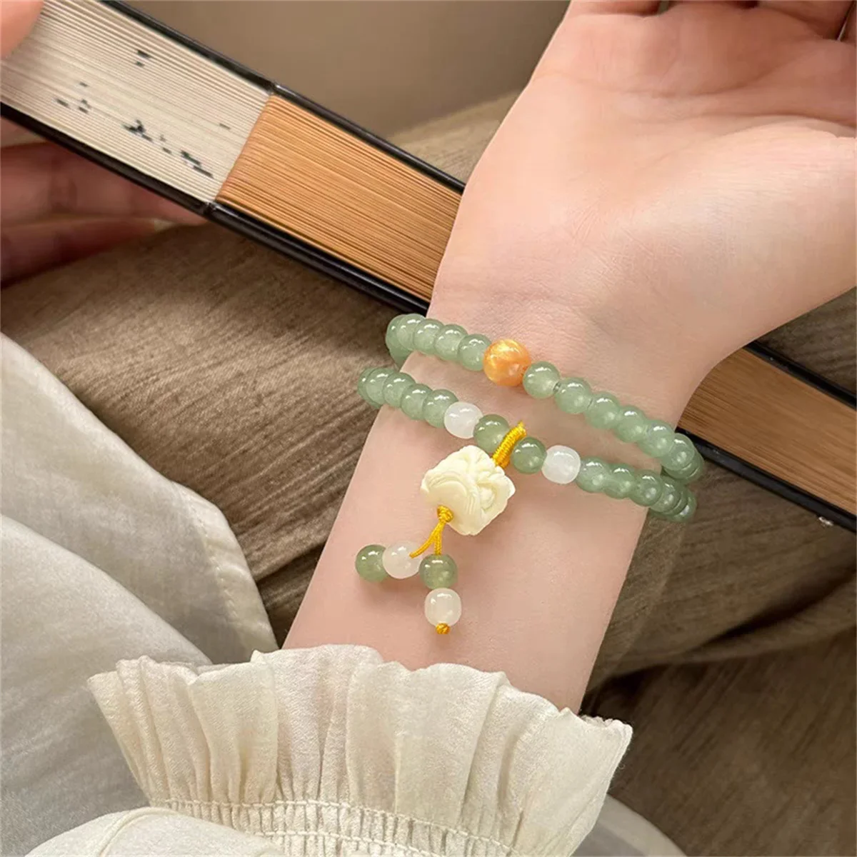 Браслет Hetian Lion из белого нефрита