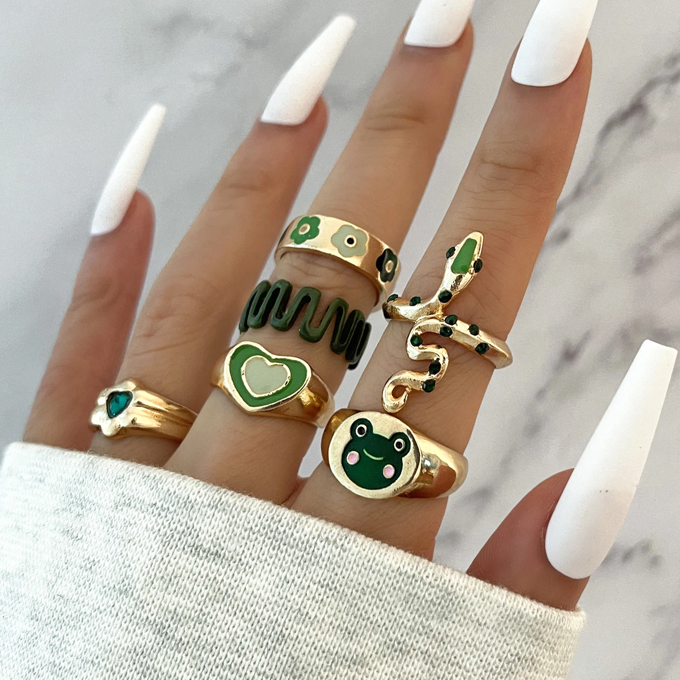

Stillgirl 6Pcs Y2k Frog Green Color Rings for Women Aesthetic Cute Heart Crystal Gold Set Teenager Kpop 2022 Jewelry Anillos