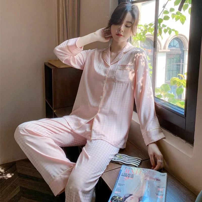 2022 New Spring and Autumn Long-sleeved Silk Ice Silk Women's Pajamas Jacquard Pajamas for Women Houndstooth Homewear Suit