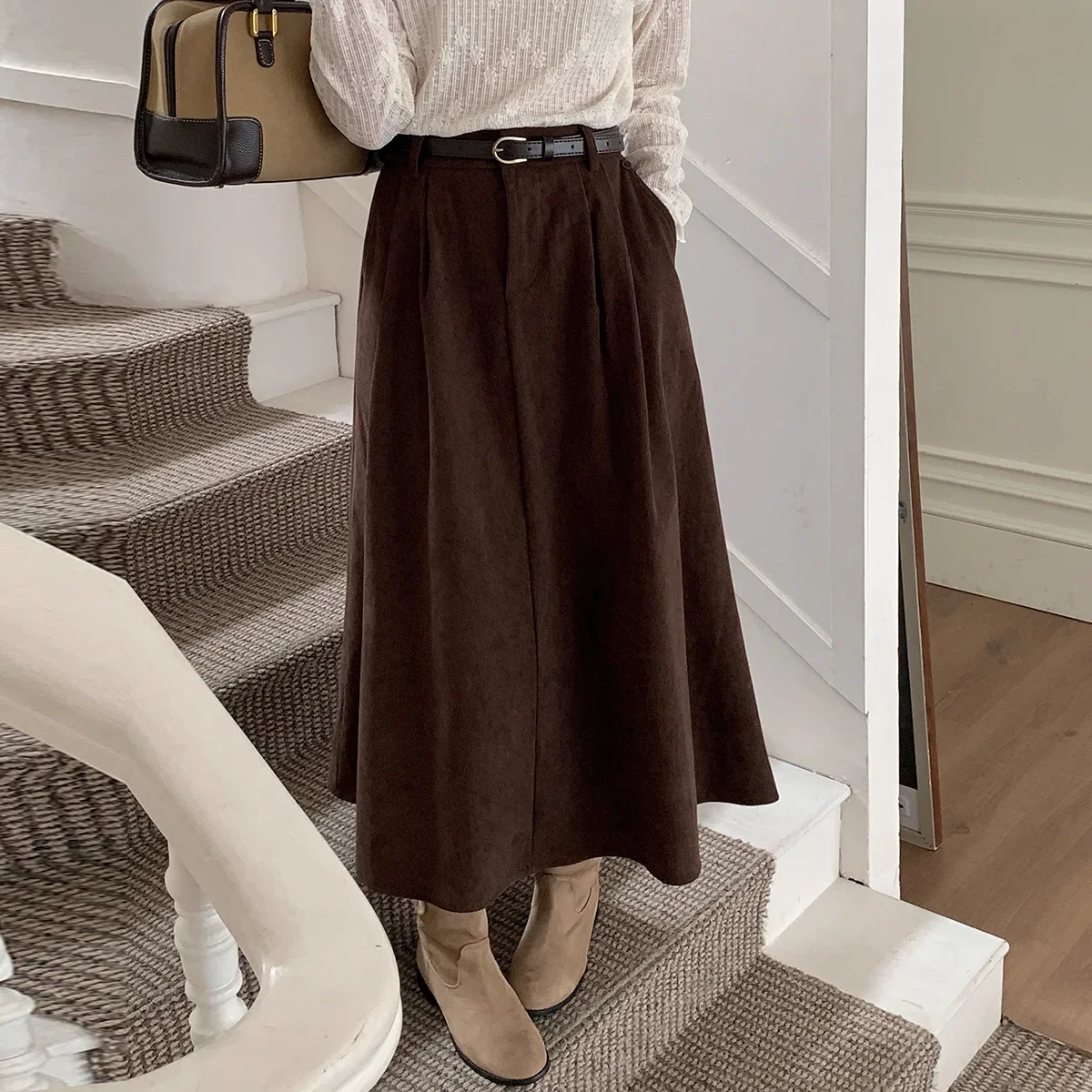 Рисунок 5 - Женские вельветовые длинные юбки в стиле ретро