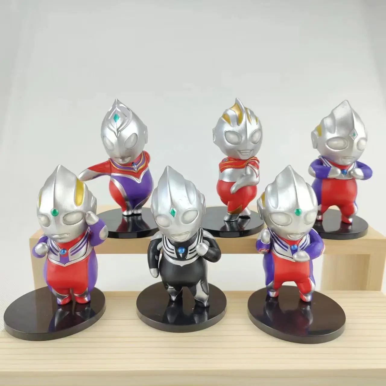 

Anime Ultraman Q version GK Obesity Ultraman Tiga Figures Pvc Action Figure Toy Send Gifts Kawaii