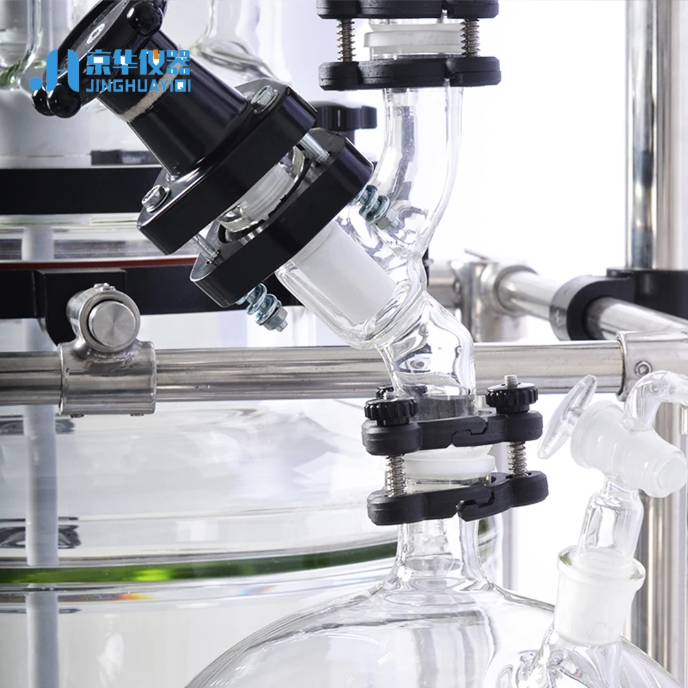 Цилиндрический стеклянный реактор с оболочкой 50 л