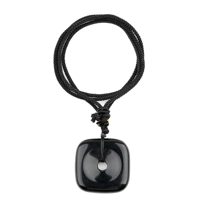 

Пряжка мира из розового кварца и аметиста