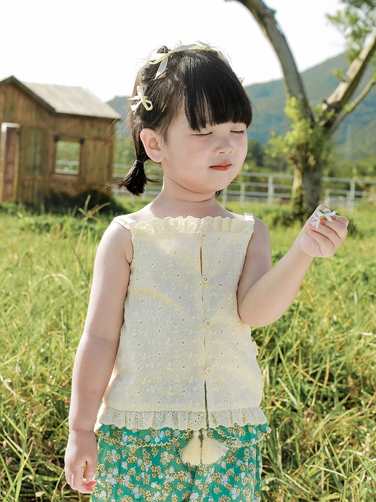 

Girls Embroidered Sling Summer Thin Three-dimensional Flower Girl Baby Breasted Vest Breathable Cool Top Tide