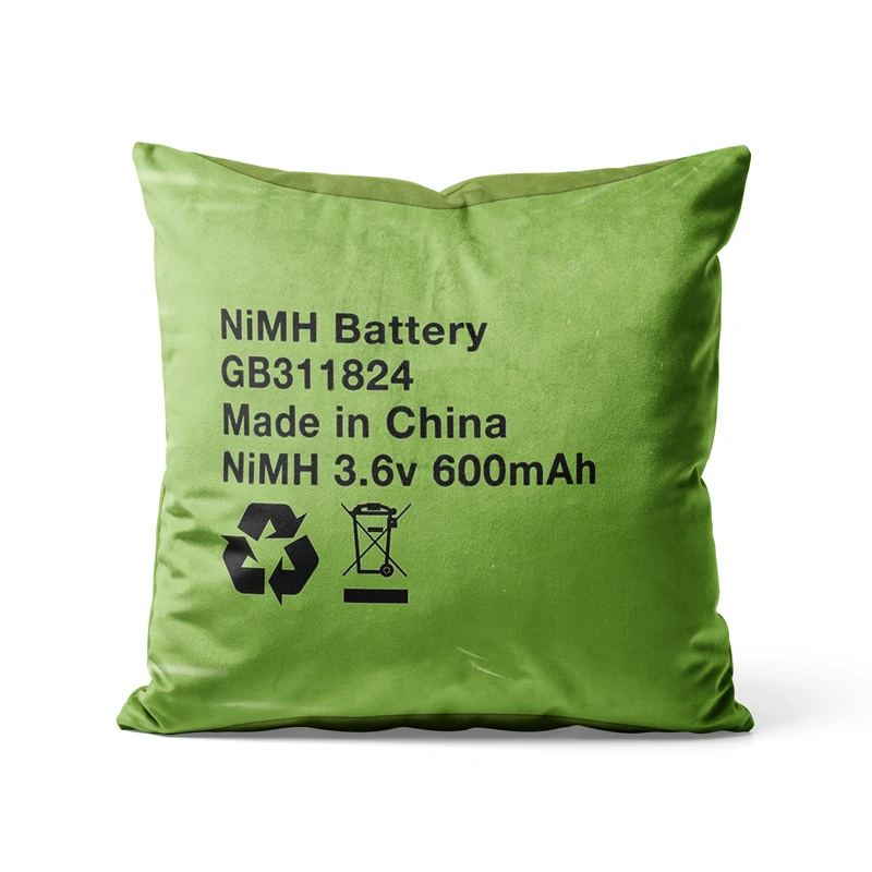 

Наволочки Gaslight Gatekeep Girlboss 45x45 см