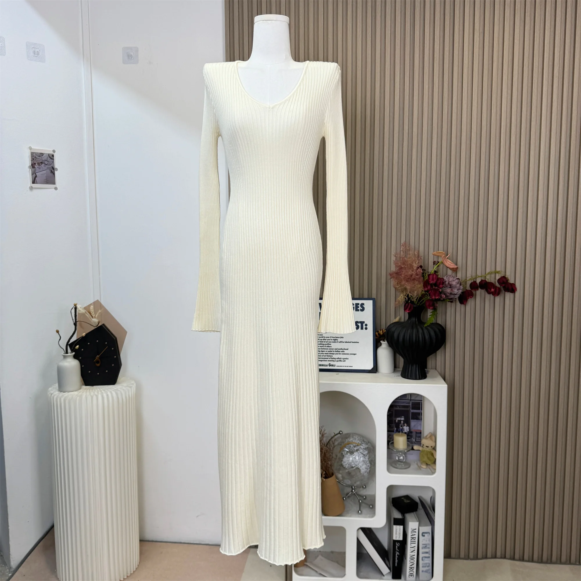 Женский однотонный свитер шерстяное платье пуловер с v-образным вырезом трикотаж