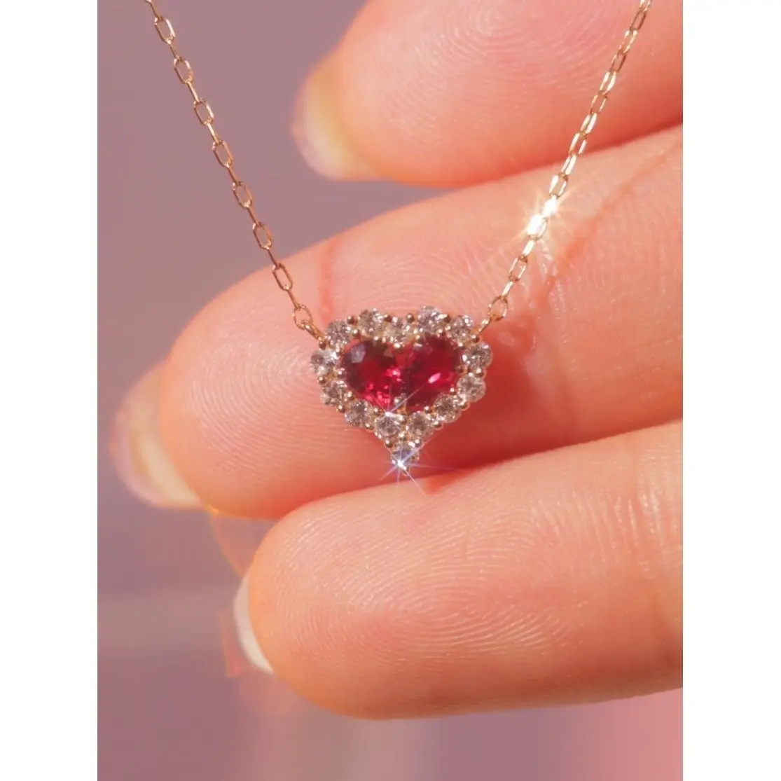 

Natural Ruby Diamond Peach Heart Heart Heart Vintage Design with Pendant Necklace Chain Gift Fashion