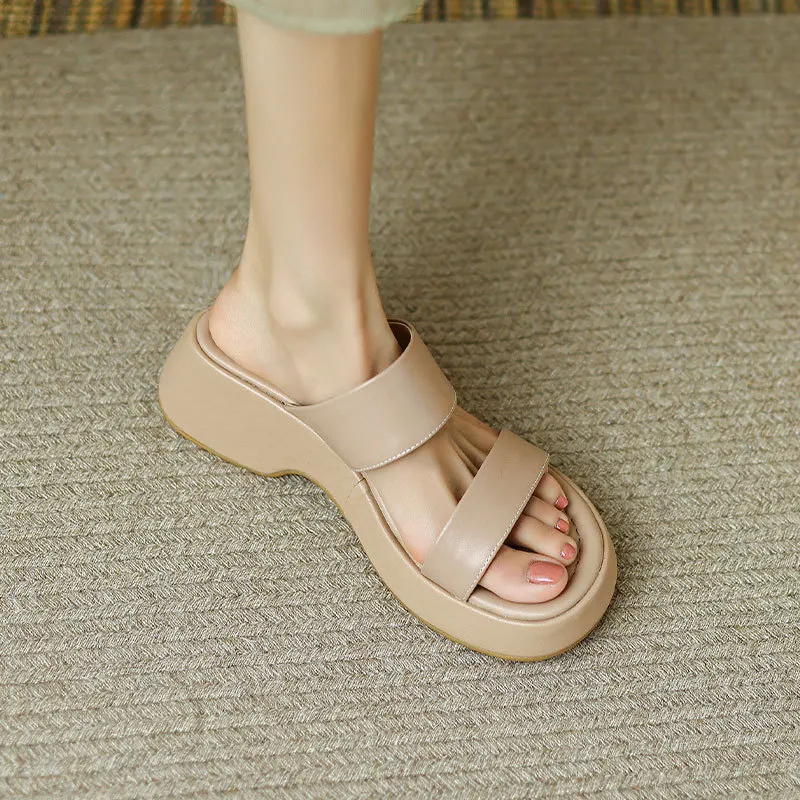 

New Soft PU Leather Thick-soled Sponge Cake Wedge Sandals Women's Summer Outer Wear Slippers Modern Slippers Womens Shoes