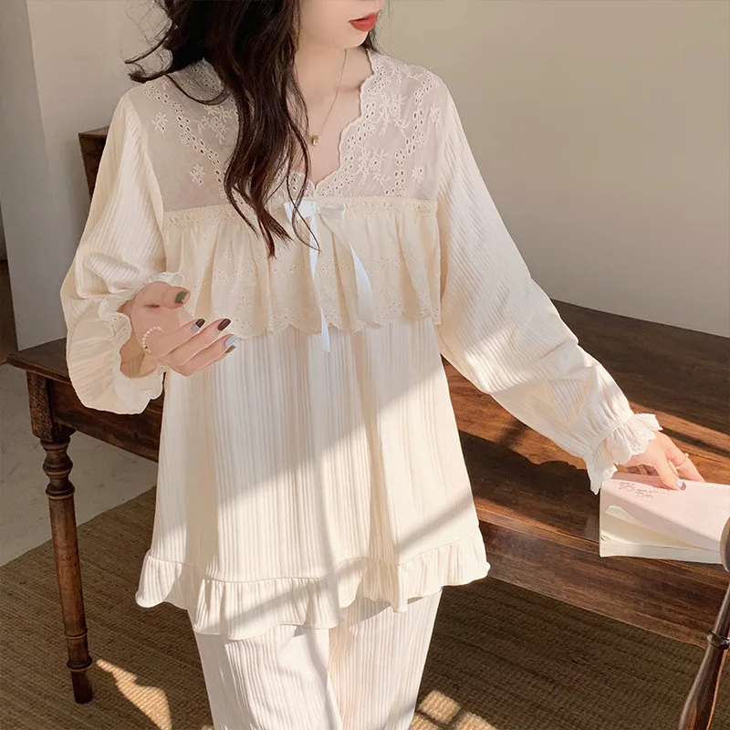 Spring and autumn new pajamas ladies' court style solid color lace long-sleeved trousers home service two-piece suit