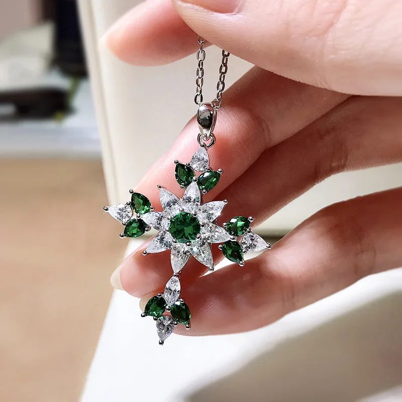 Женское ожерелье из серебра 100% пробы с изумрудом |