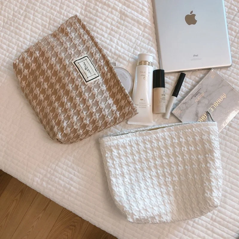 

Solid Color Cosmetic Bag Storage Bag Black and White Simple Clutch Student Large-capacity Storage Bag Reusable Bag Organizer