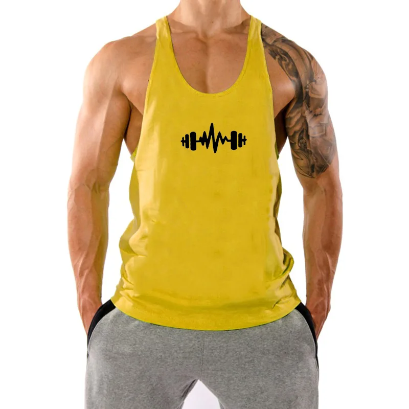 Майка для тренировок мужская. Мужчина в майке. Майк Джим. Мужская футболка хлопок Gym l. Желтая футболка черный Жиллет.