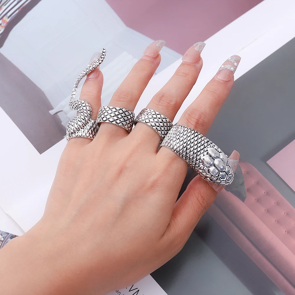 

Fashion Retro Punk Style Exaggerated Spirit Snake Rings Personality Hip-hop Ring Jewelry Set For Women Friendship Party Gift