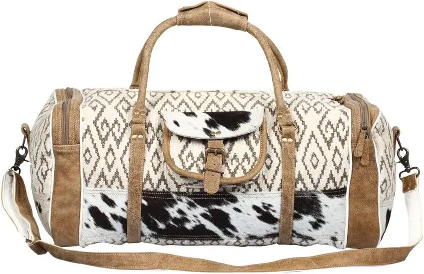 

Design Upcycled Canvas & Cowhide Traveller Duffel Bag S-1373