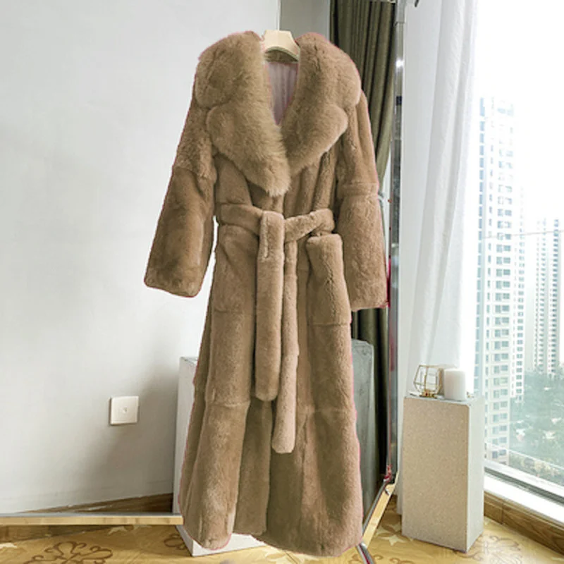 Parka Women Fur Coats 2021 New Thick Winter Outwear Warm Long Faux Fur Jacket Female Temperament Slim Overcoat Coat Women