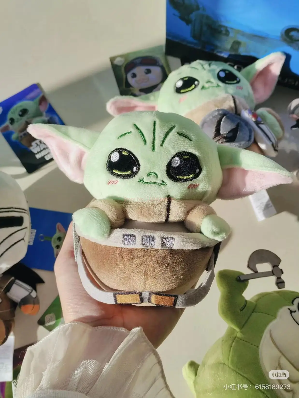 Фото Новая оригинальная плюшевая игрушка Hot Toys Star Wars: Мандалорец и Грогу (Cosbi), брелок-подвеска в слепой коробке, сюрприз, подарок на день рождения №5