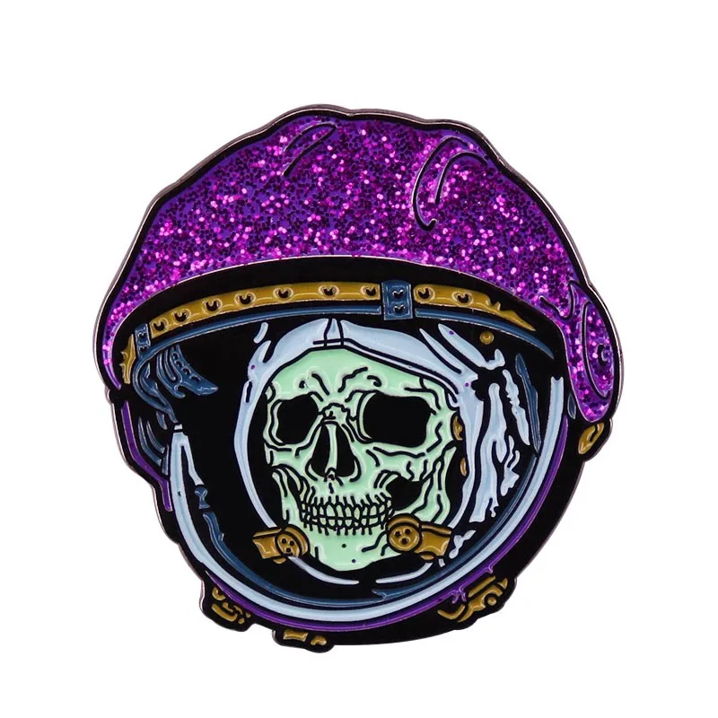 

Skull Astronauts Flash to Explore Space Skulls Television Brooches Badge for Bag Lapel Pin Buckle Jewelry Gift For Friends