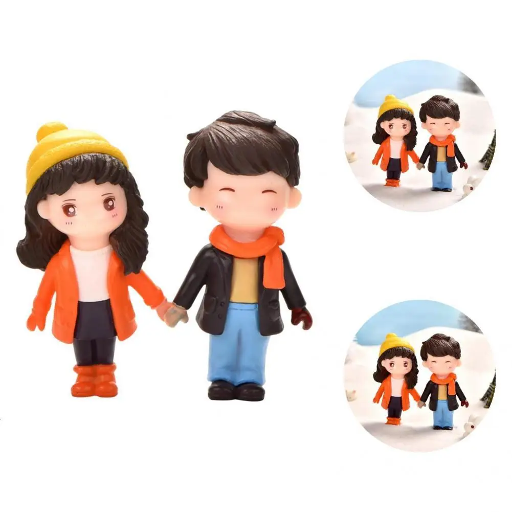 

Chic Couple Statues Cartoon Colorful Micro Landscape Romantic Couple Statues Couple Dolls Lover Figurines 2Pcs