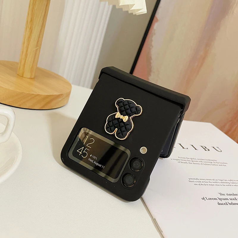 

Simplicity Bear Hinge Phone case For Samsung Galaxy Z Flip 3 / Z Flip 4 Cover