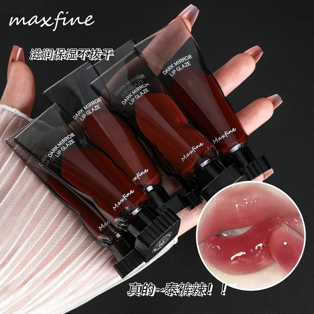 

Maxfine Black Mirror Water Gloss Lip Glaze Moisturizing Sexy Red Lips Set Makeup Lasting Color Rendering Non-stick Cup Lip