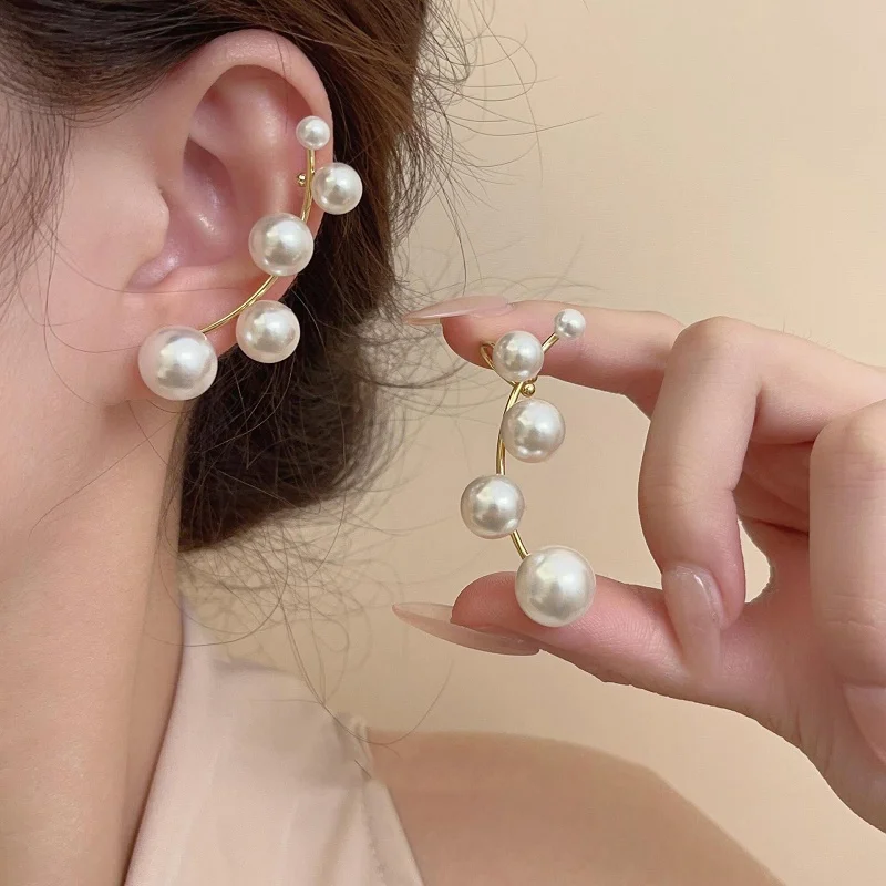 

Fashion Elegant White Pearls Climbers Crawler Ear Clip Earrings Statement Female Ear Cuff Earrings Women Jewelry For Party