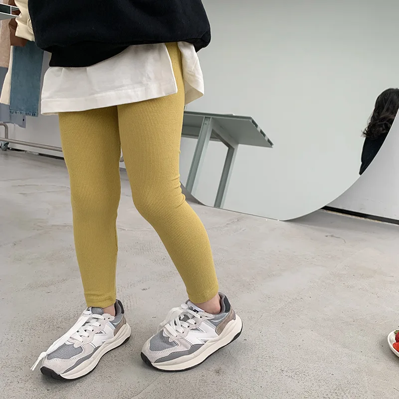 

2022 Spring Kids solid color elastic leggings Baby girls soft comfortable elastic skinny trousers
