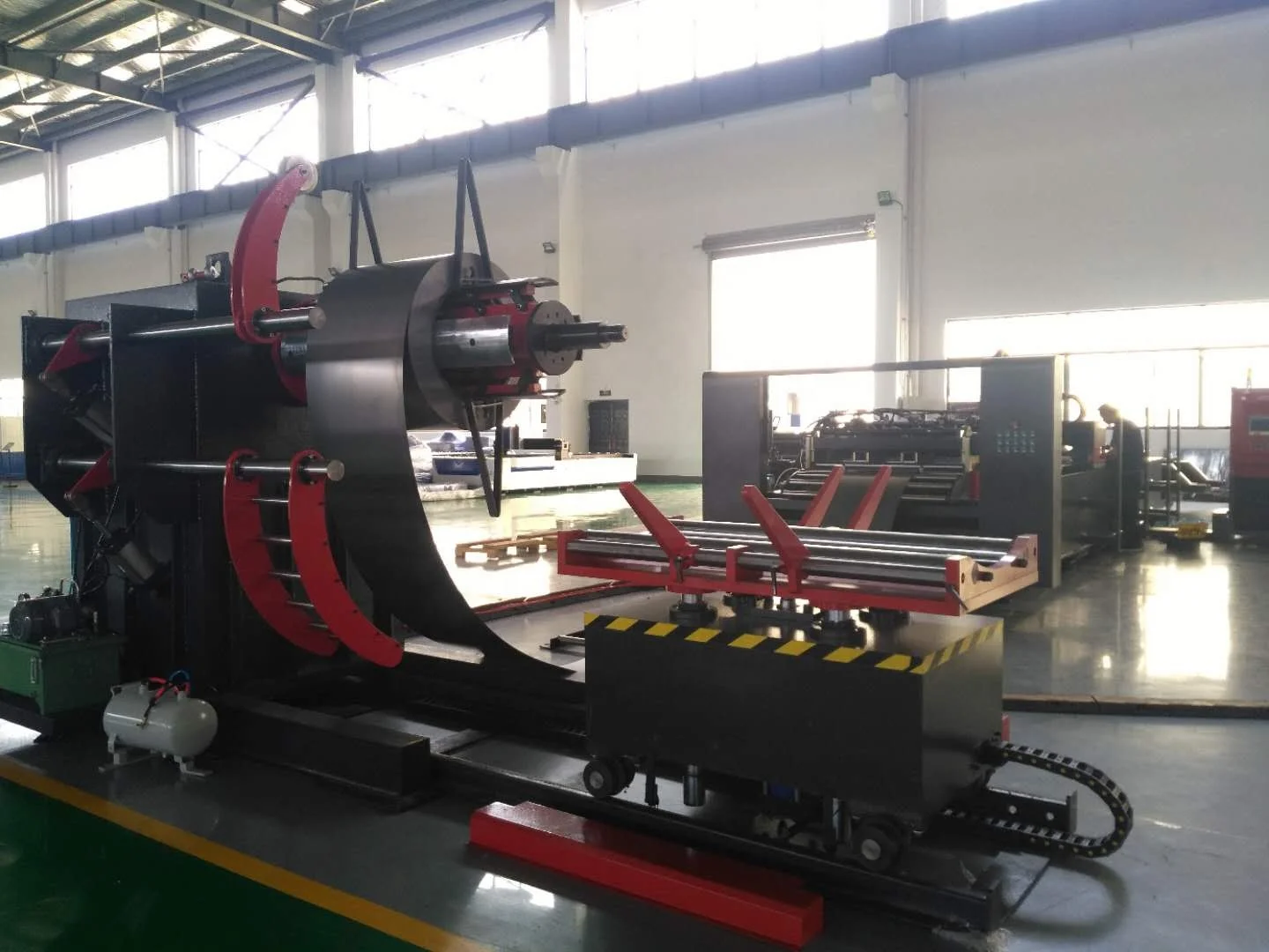 Станок для лазерной резки катушек холодной/горячей прокатки из нержавеющей