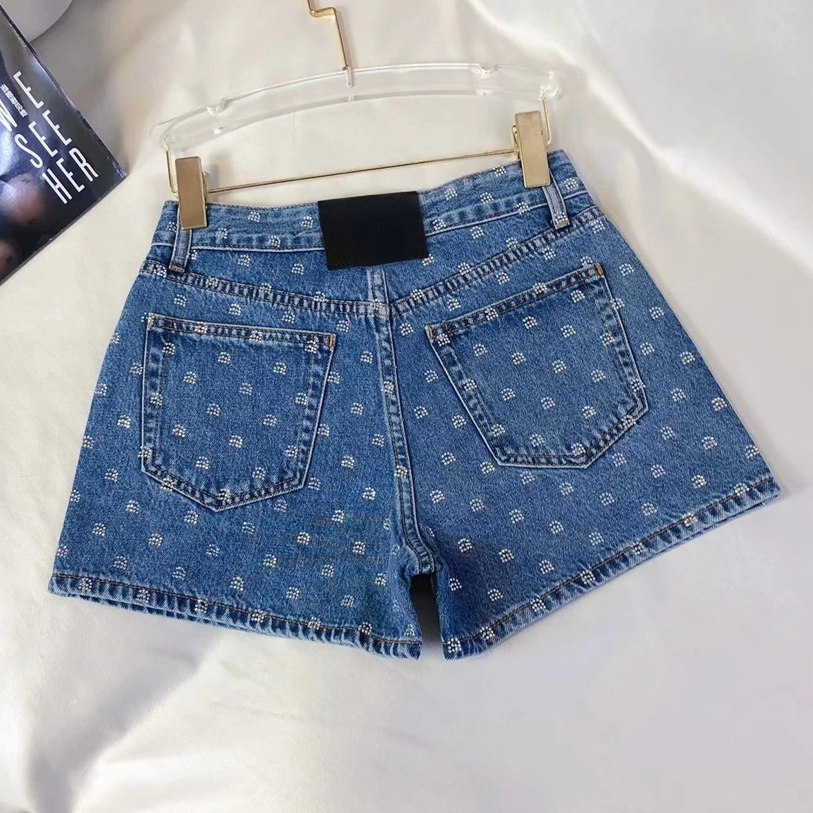 2023 New Spring Summer Women Denim Shorts Glittering Letters a Hot Drilling All-match High Waist Straight Pants Short Jeans