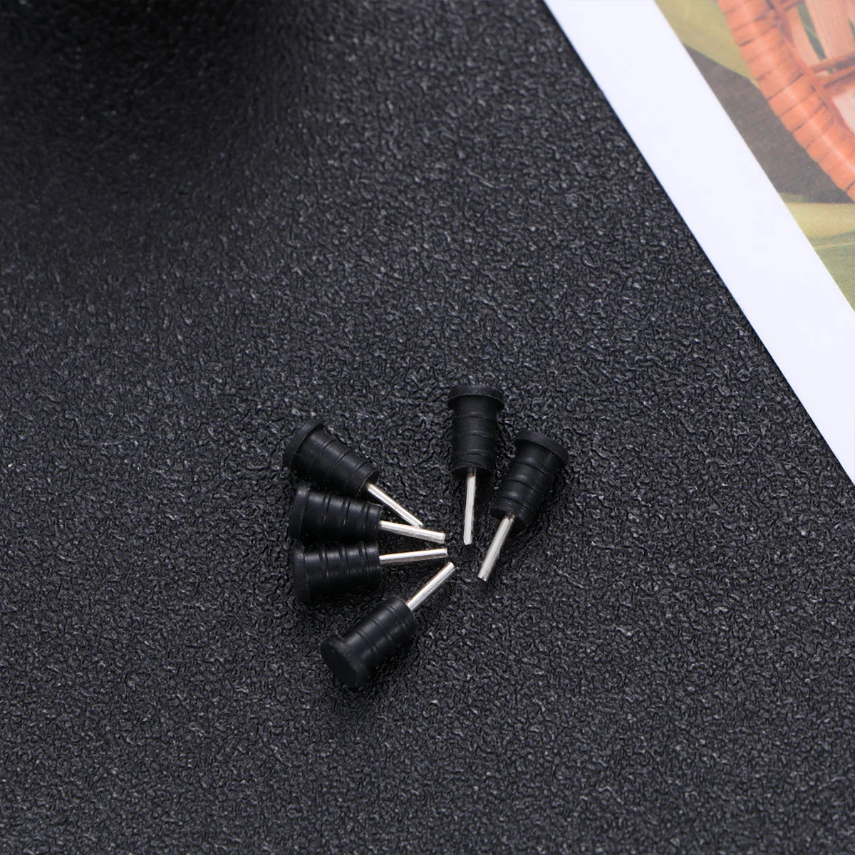 

10 Pairs Headphone Cleaner Micro USB Plug Cell Pin Charging Port Plug
