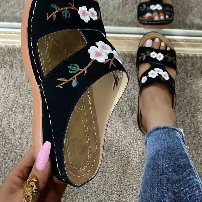 

Rimocy Fashion Embroider Soft Slippers Women Summer Open Toe Flock Comfort Beach Shoes Mujer 2022 Outdoor Thick Bottom Slippers