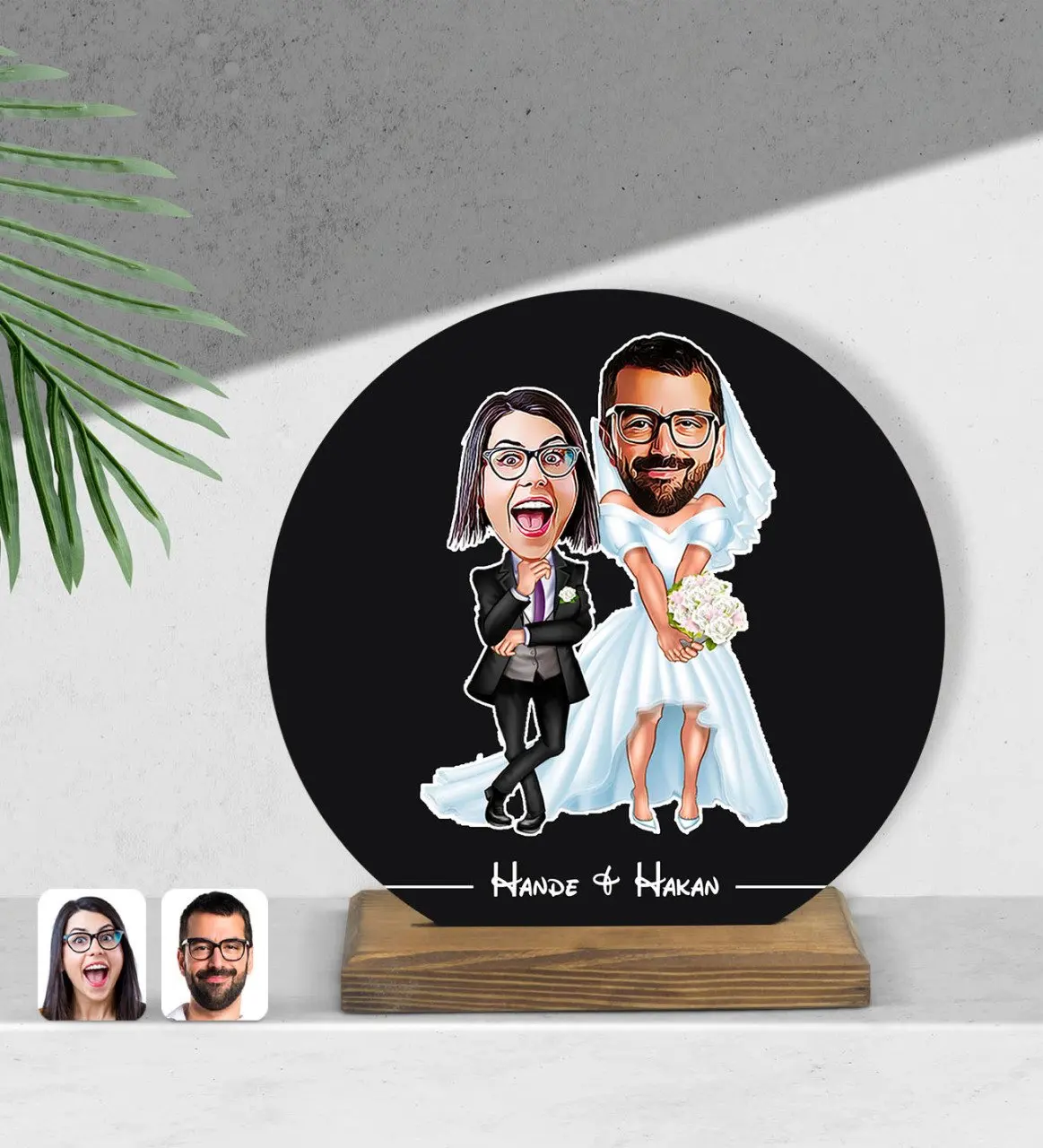 

Personalized valentines cartoon round wooden Biblo-16
