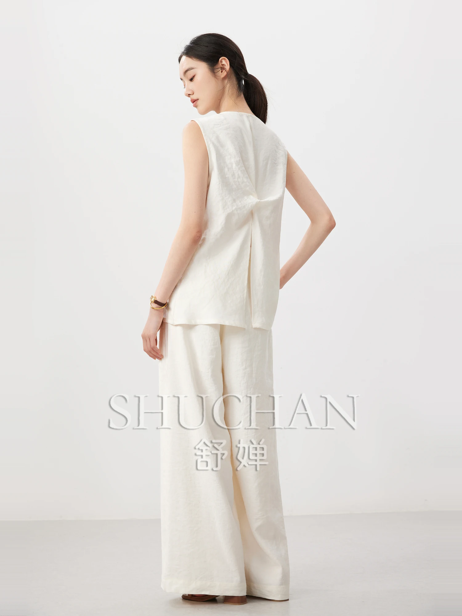 Шикарный темперамент старых денег абсолютно! Жилет с v-образным вырезом Back Kink +