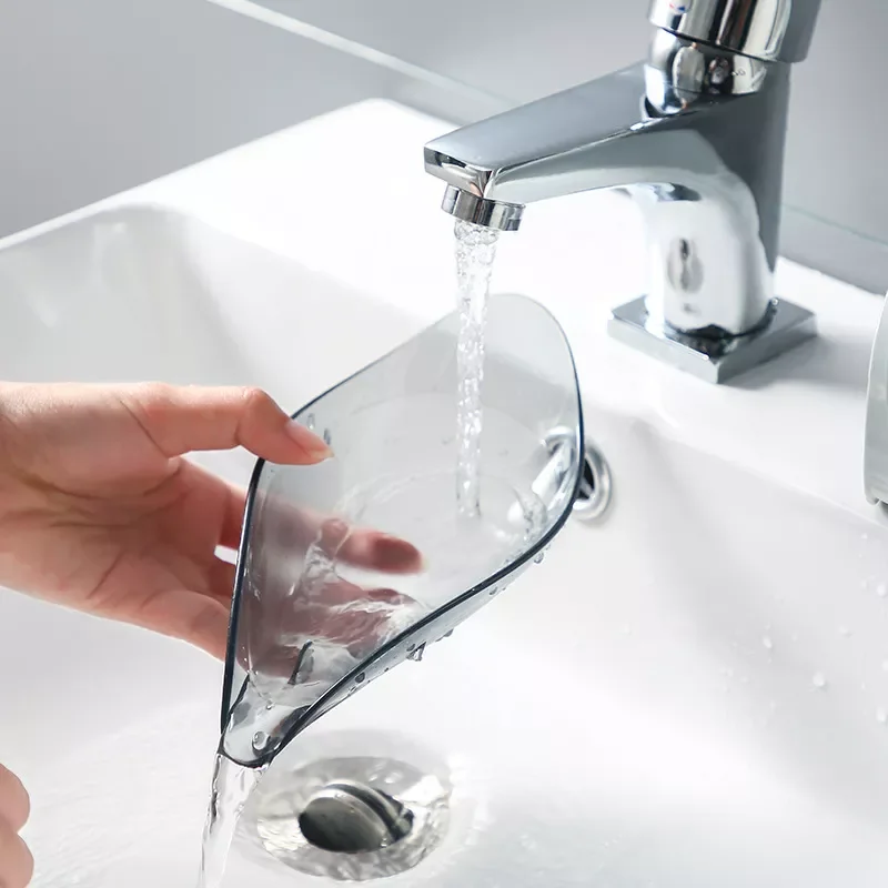 

Hot Leaf shape Soap Holder Suction cup Nordic style Soap dish for bathroom Sponge drain rack Bathroom supplies