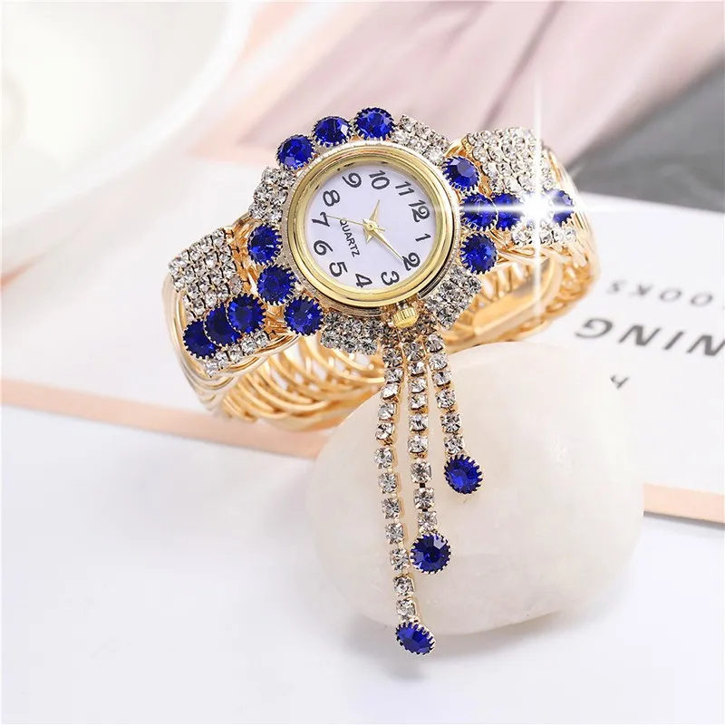 New Fashion Women's Watch Round Creative Tassel Inlaid Diamond Dial With Adjustable Strap As A Gift For Lovers