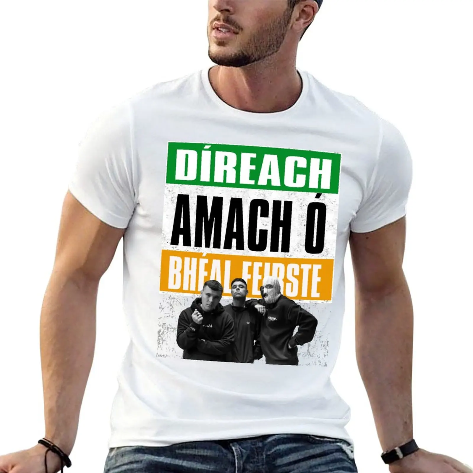 Фото Футболка Kneecap - Díreach Amach ó Bhéal Feirste, праздничная футболка для мужчин №1
