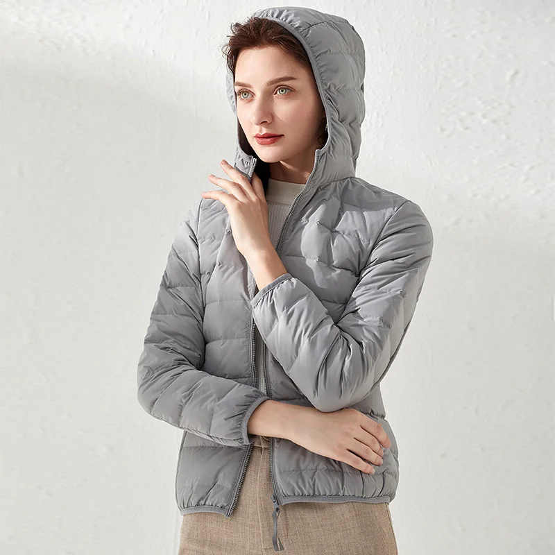 

Легкая пуховая куртка женская короткая стильная новинка осень-зима 2022 Модная приталенная тонкая женская куртка с капюшоном Корейская версия