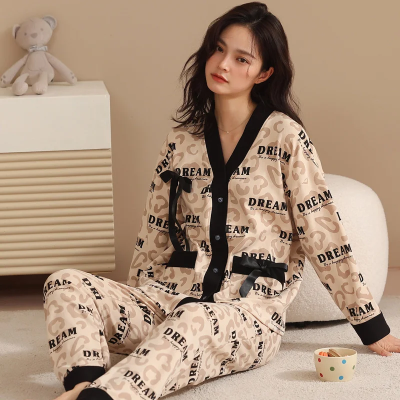 pajama women's autumn  winter new gongyanfeng long sleeve  lovely leisure loose large size home clothes suit