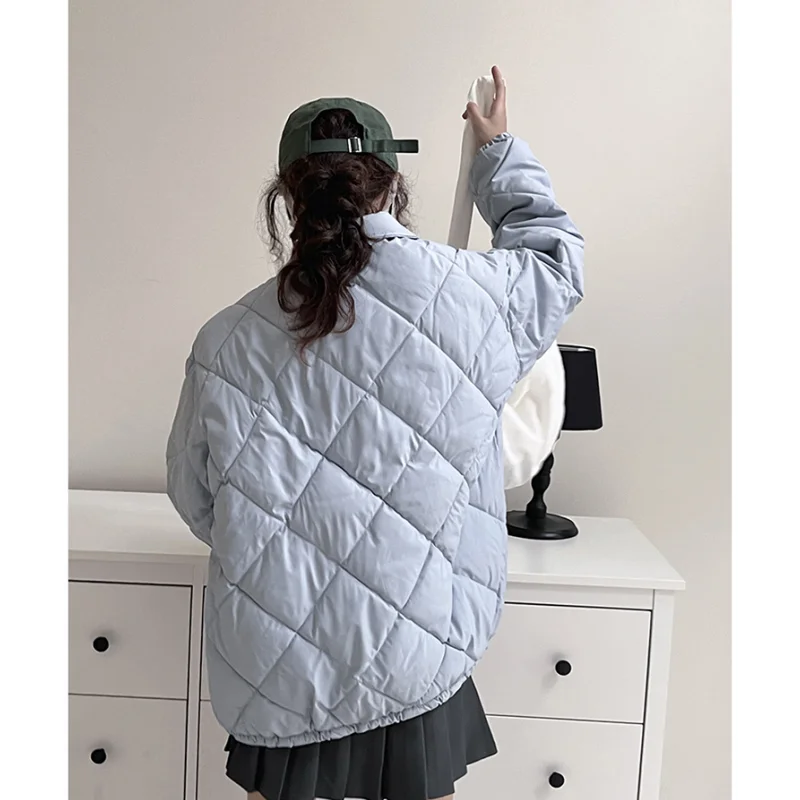 Женский зимний пуховик с вышивкой и защитой от ветра