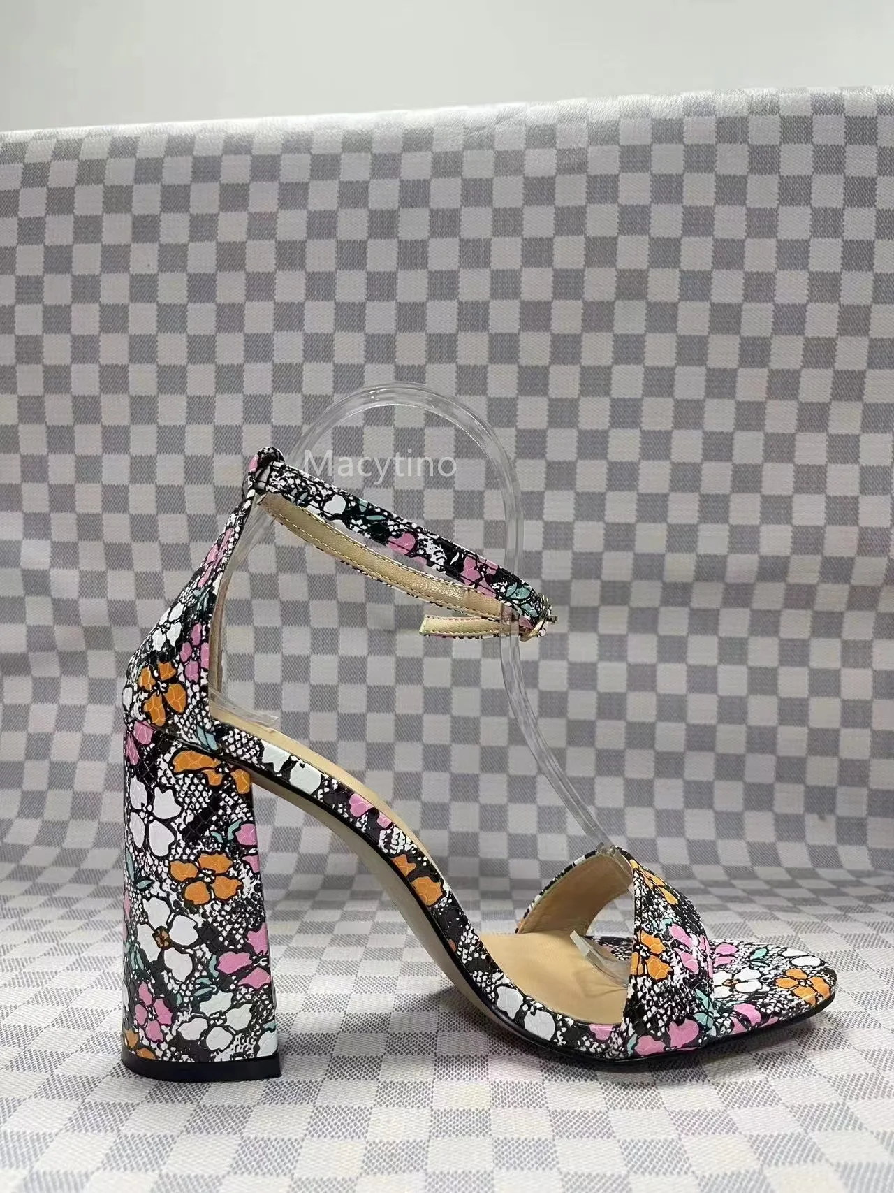 

Босоножки женские на массивном каблуке, сандалии с застежкой на щиколотке, змеиная кожа, открытый носок, лето