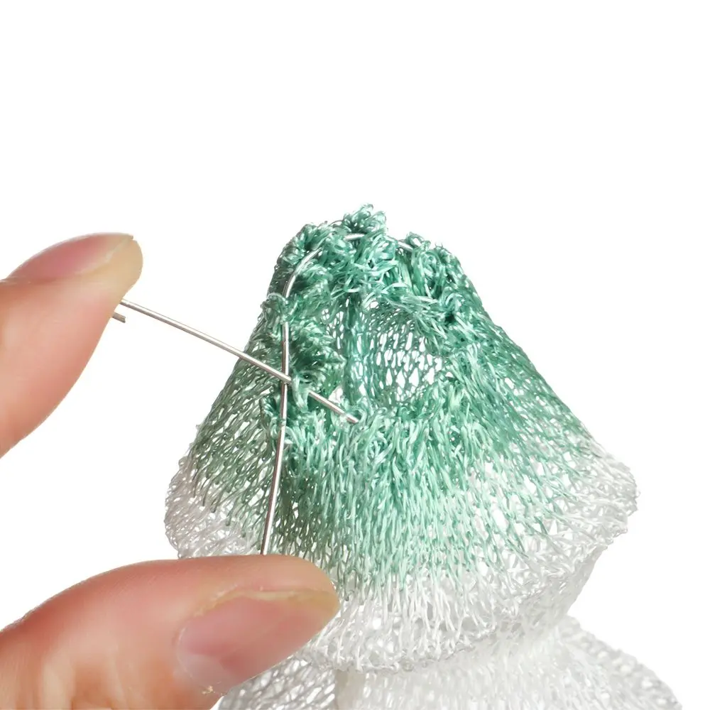 Аксессуары для кемпинга: крышка для газовой лампы, безвредные и не радиоактивные горелки, запасные части для мантийных решеток.