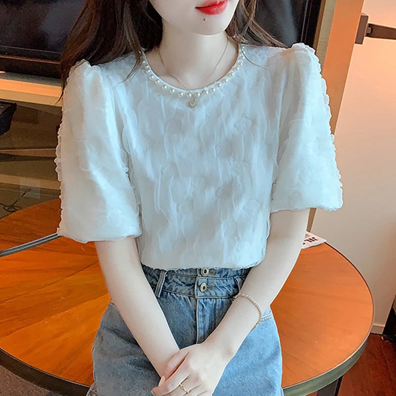 

Korean Style Beading Lace Shirt for Women 2023 Summer O-neck Casual Loose Tops Sweet Puff Short Sleeve White Blouse Blusas 27169