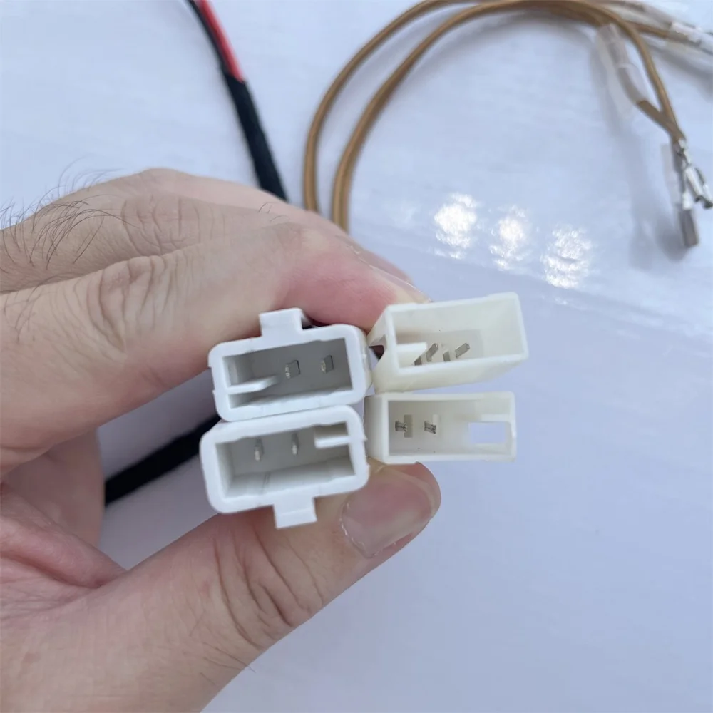 

For Toyota Horn Plug-in Lexus BYD Great Wall Motor Camry Corolla Crown Highlander Vios Wise Alfa Horn Plug-in Connector A Pair