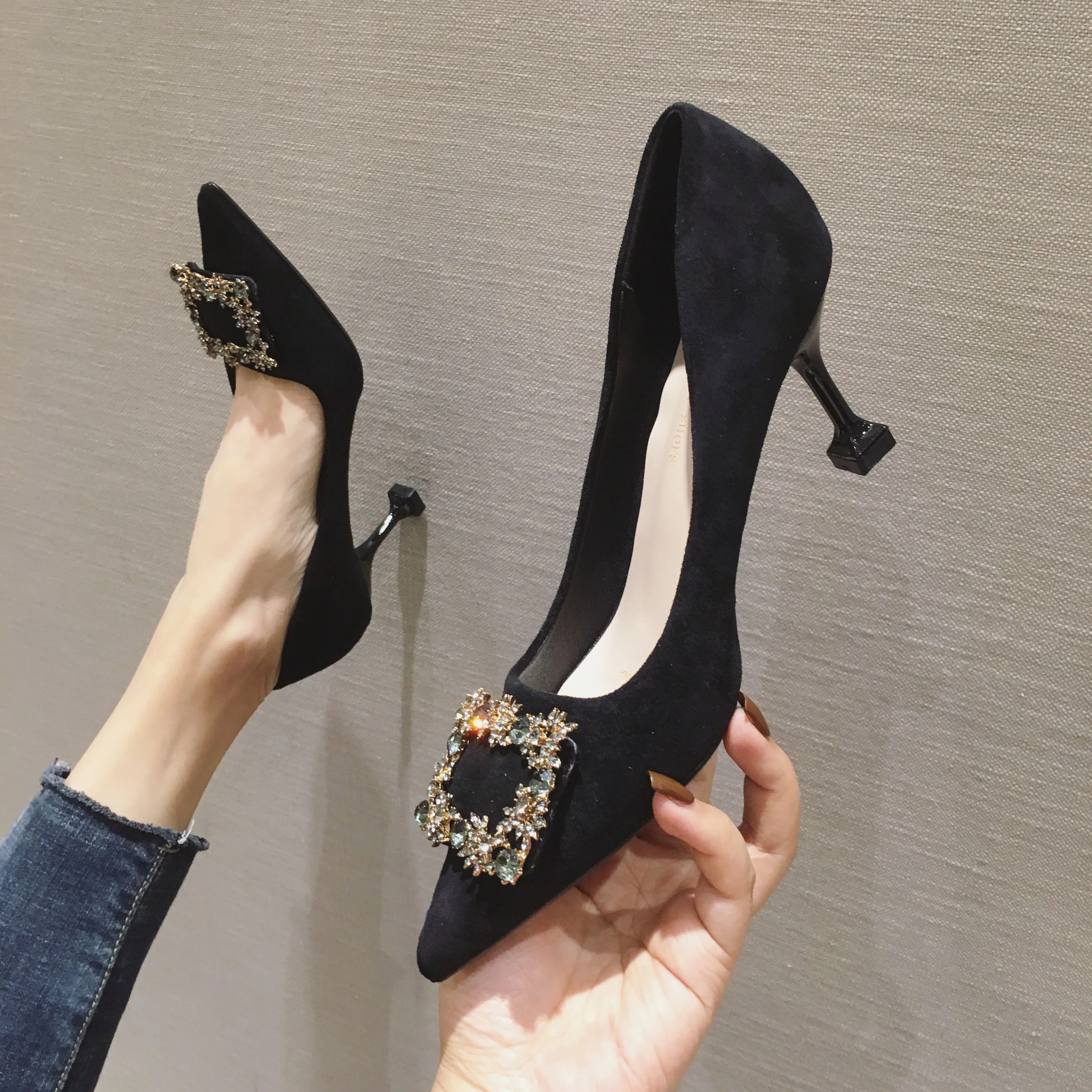 

Женские туфли на высоком каблуке-шпильке, на осень и зиму