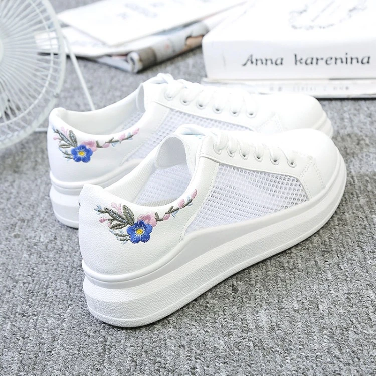 Ladies Casual Summer Sneakers 2022 Ladies Spring Flat Shoes Fashion Breathable Lace Up White Sports Vulcanized Shoes
