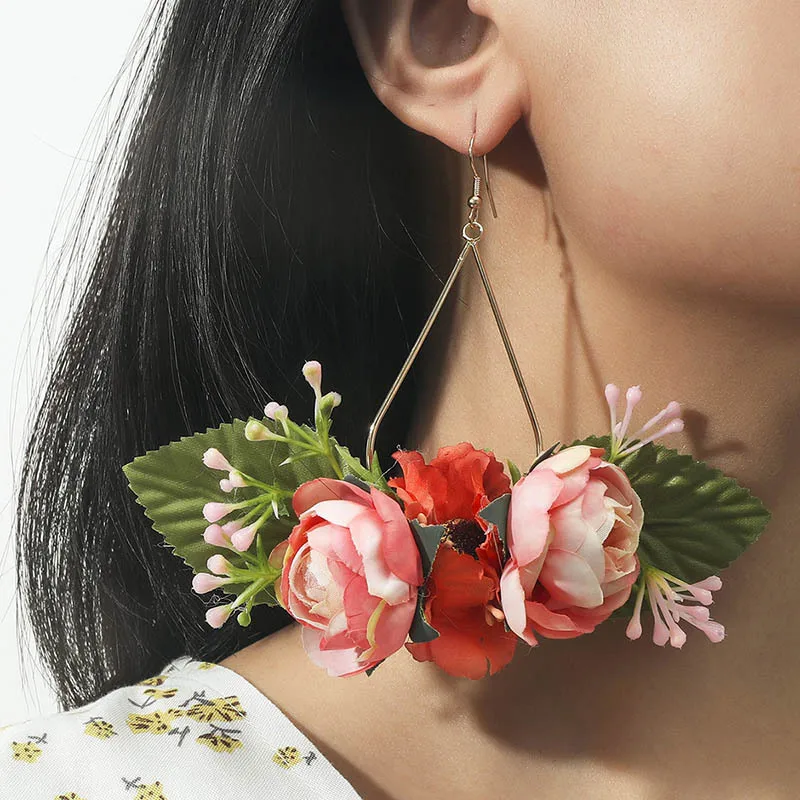 

Bohemian Geometric Long Three-dimensional Flower Earrings for Women Fashion Trend Exquisite Wedding Handmade Earrings Jewelry