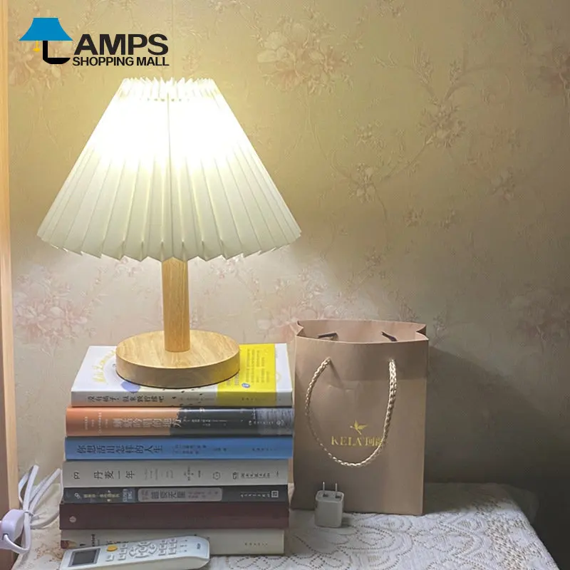 

Vintage Bedroom Pleated Umbrella Table Lamp Solid Wood Study Reading Bedside Night Light USB Cloth Lampshade Bedroom Decoration